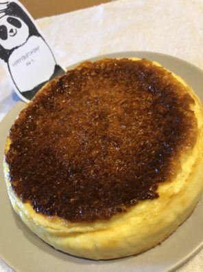 バスクチーズケーキホール